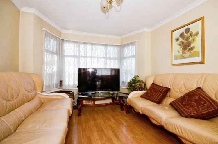 4/5 Bedroom Semi Detached House Stanmore Extended Family Home