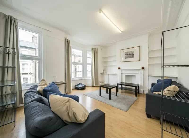 Four Double Bedroom Flat Near Brixton