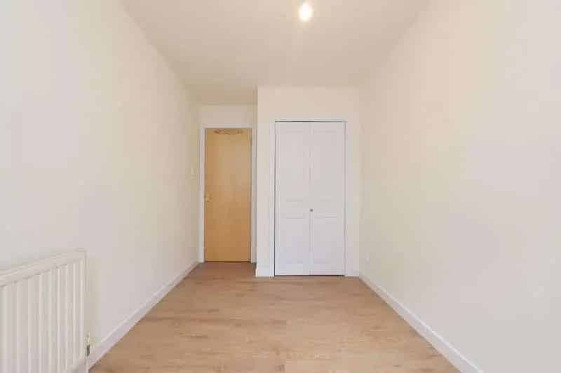 2 Bed Flat for Sale in Polwarth