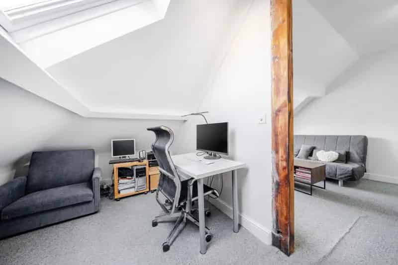 Flat For Sale , 21, Crescent Road, London, England