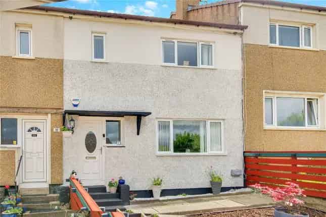 3 Bedroom Terrace House for Sale in Glasgow