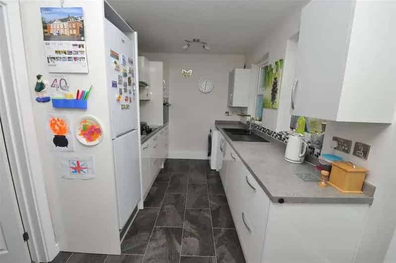 3 Bed Semi-Detached House for Sale