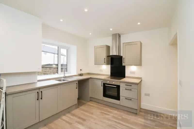 2 bedroom House
 To Let