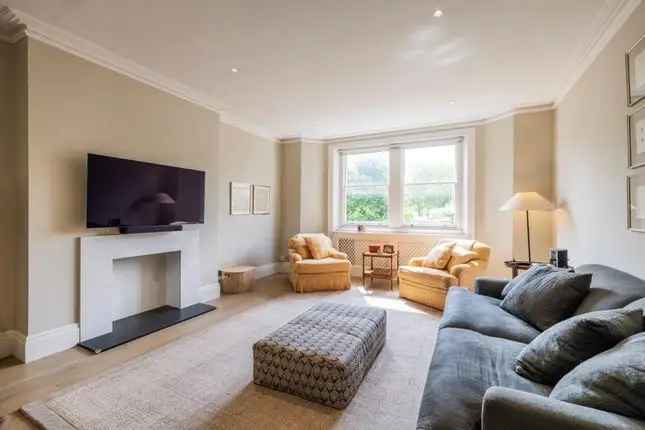 Flat for sale in Elsworthy Road, Primrose Hill, London NW3