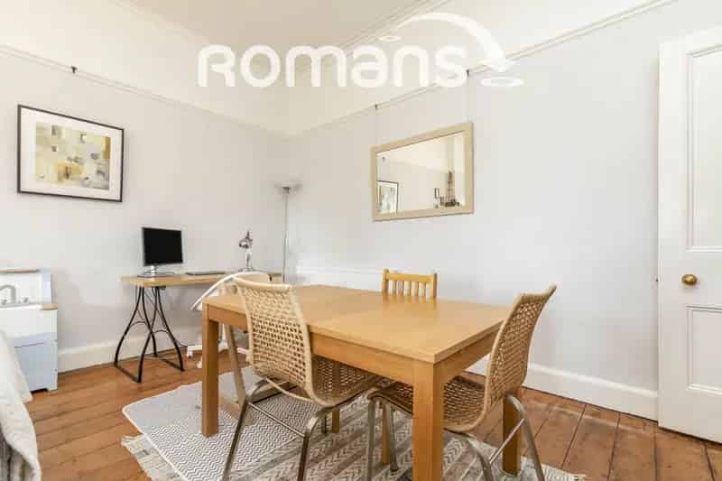 2 Bedroom Flat Clifton Village Bristol
