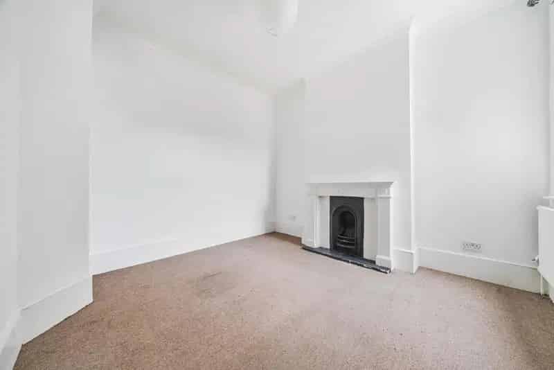 Flat For Sale , London, England