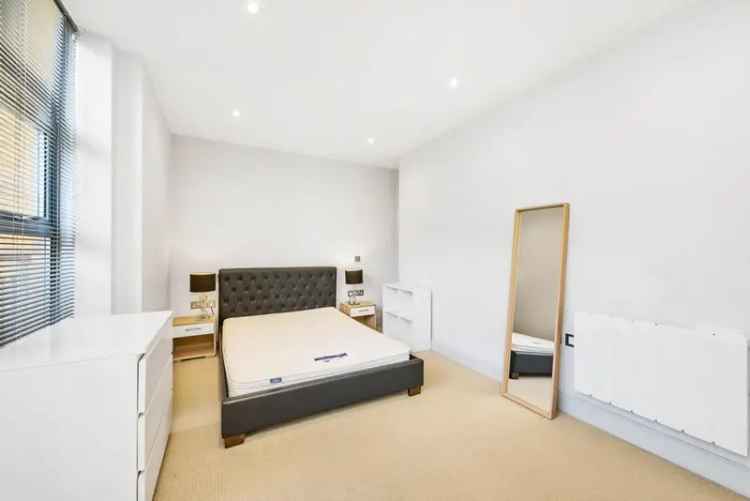 Modern 2 Bed 2 Bath Apartment near Battersea Power Station