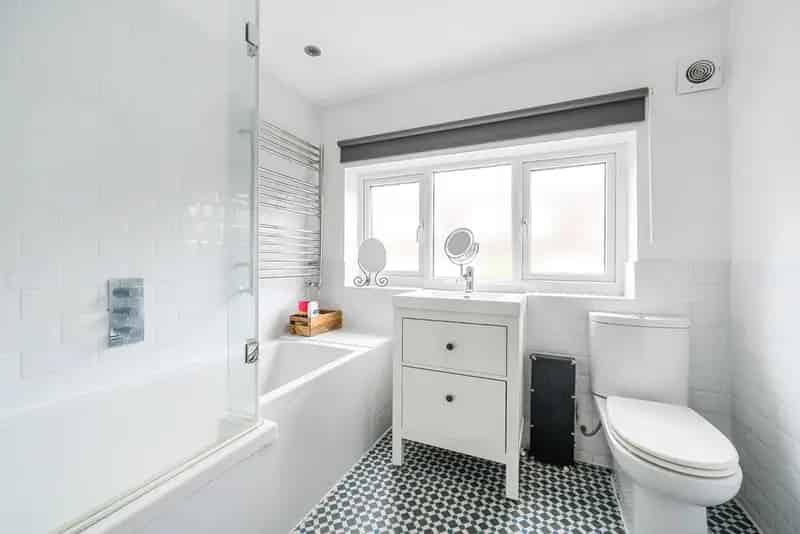 Flat For Sale , London, England