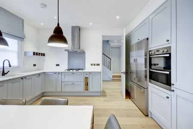Four Bedroom House for Sale in St John's Wood