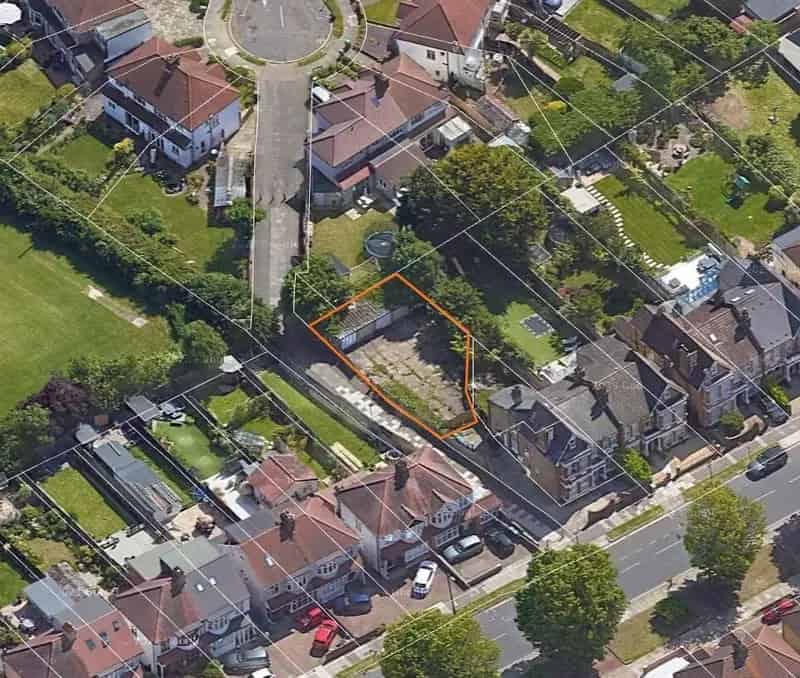 2 Bedroom Bungalow Near New Eltham Station