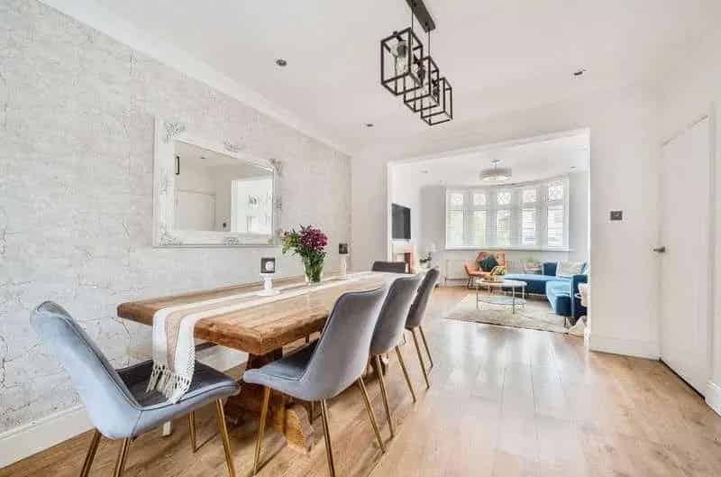 4 Bed House for Sale in Sandhurst