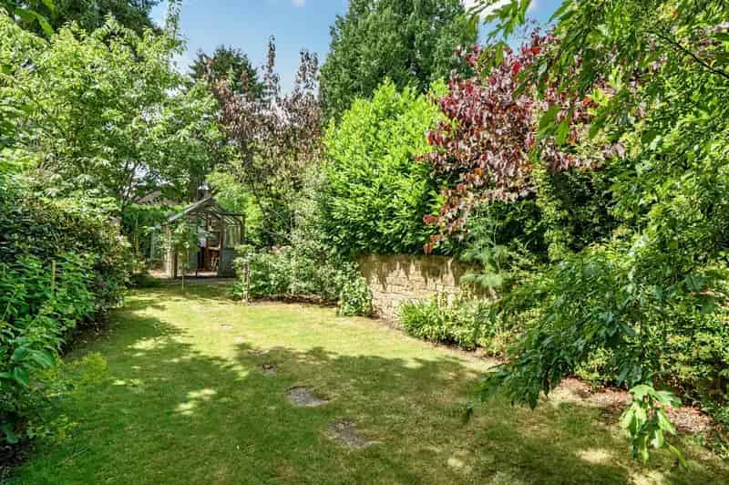 4 Bedroom House for Sale in Headley