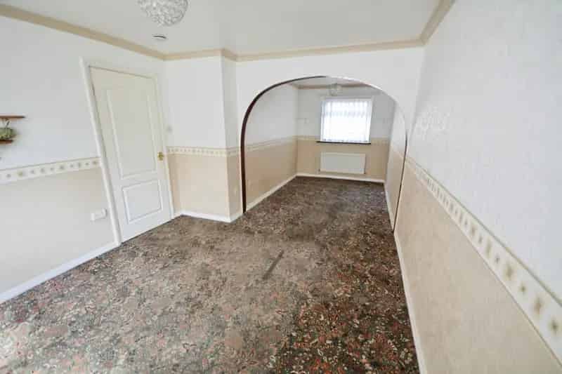 2 Bedroom House For Sale Near Amenities