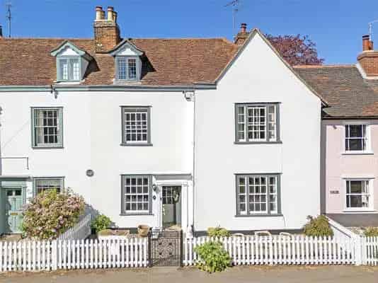 Grade II Listed Village House with Period Features and Garden
