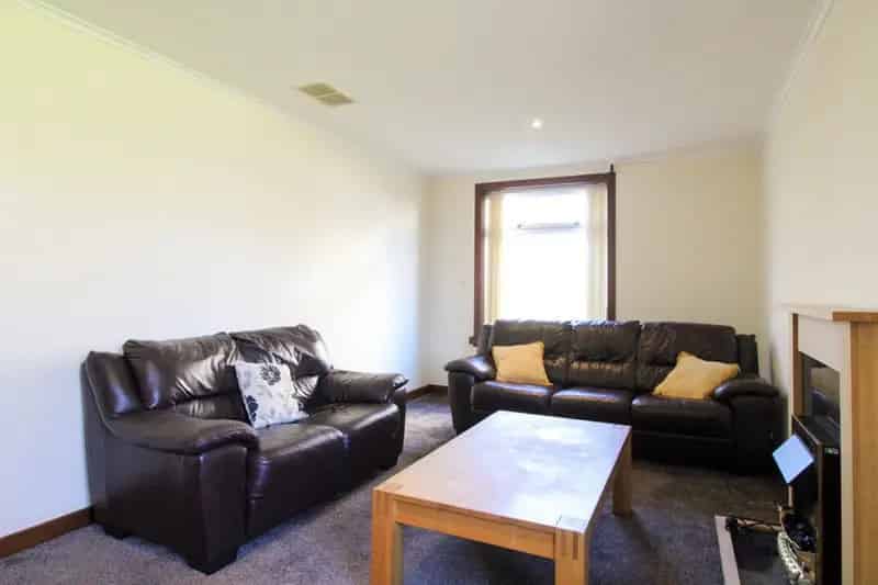 2 Bedroom Flat To Rent Available 01092025