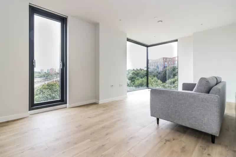 2 bedroom  Flat to rent, Manchester, Greater Manchester, M4