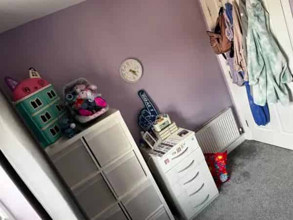2 Bed First Floor Flat Open Plan Living