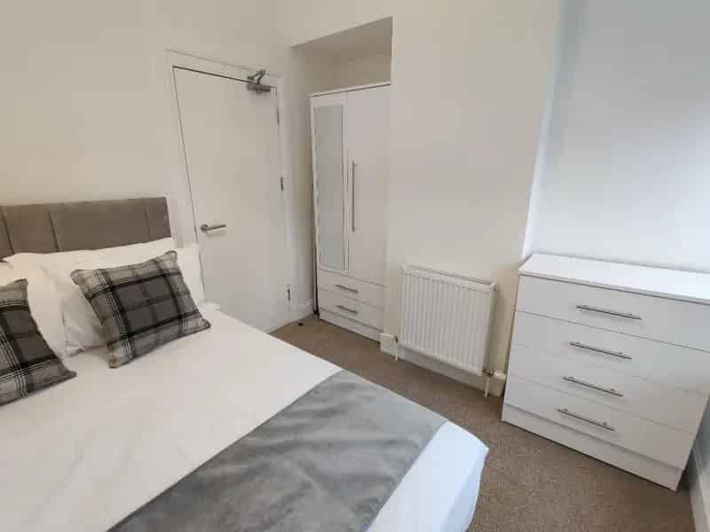 1 Bedroom Flat to Rent