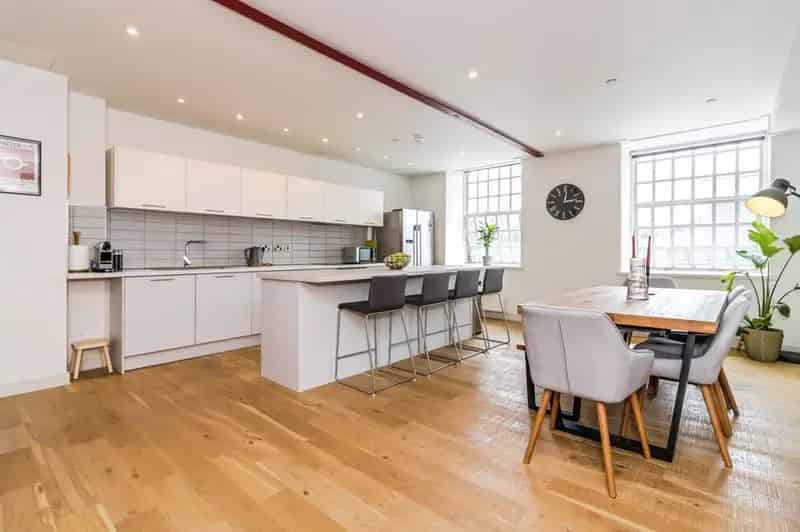 2 Bedroom Duplex Apartment for Sale Manchester M4