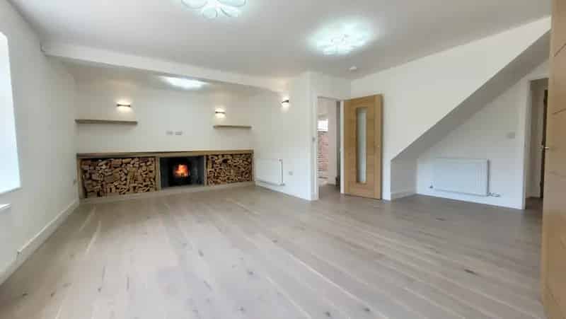 5 Bedroom House To Rent Available 05092025
