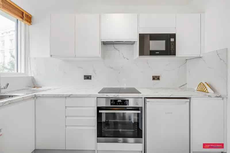 Refurbished Studio Apartment near Regent's Park