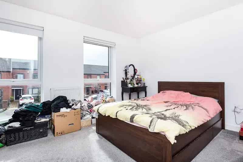 2 bedroom Mid Terrace House to rent, Manchester, Greater Manchester, M4