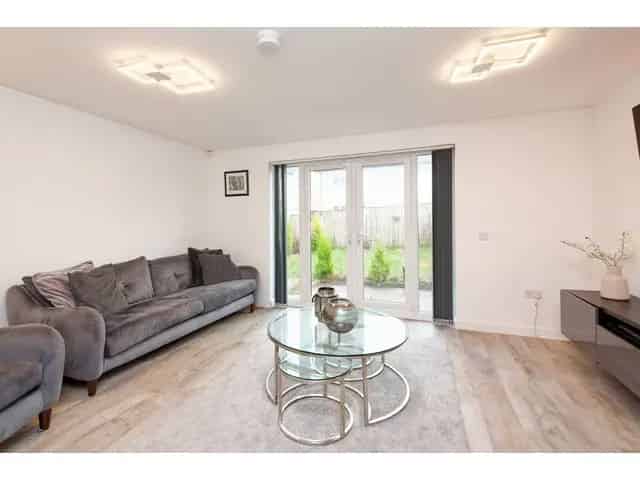 3 Bedroom Semi-Detached Villa for Sale