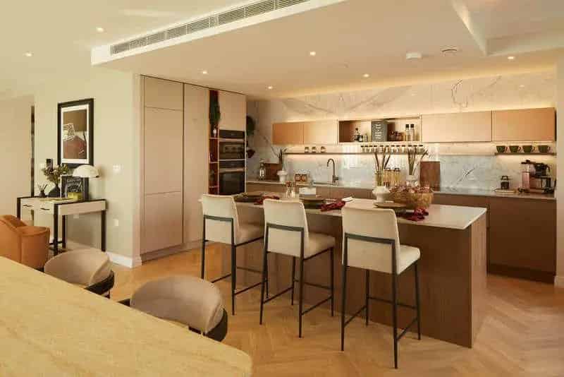 3 Bed Flat for Sale Kings Road Park London