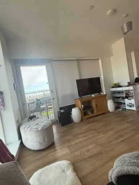 2 Bed Flat Near Harrow Wealdstone Station