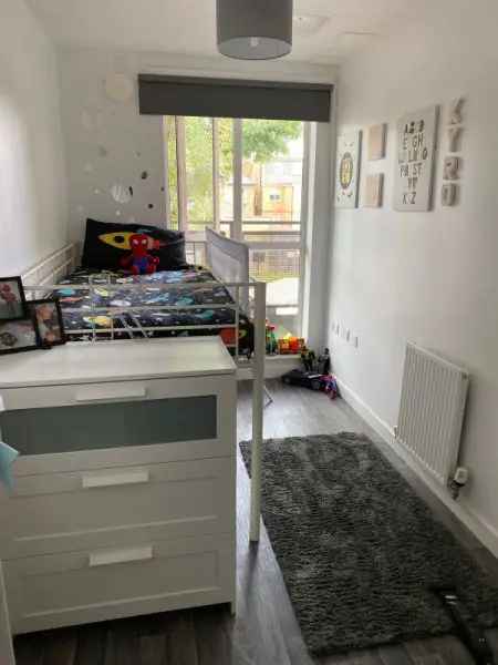 Flat For Rent in London, England