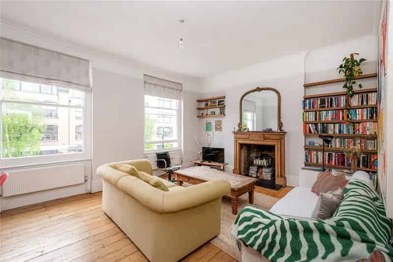 2 Bedroom Flat North Kensington London