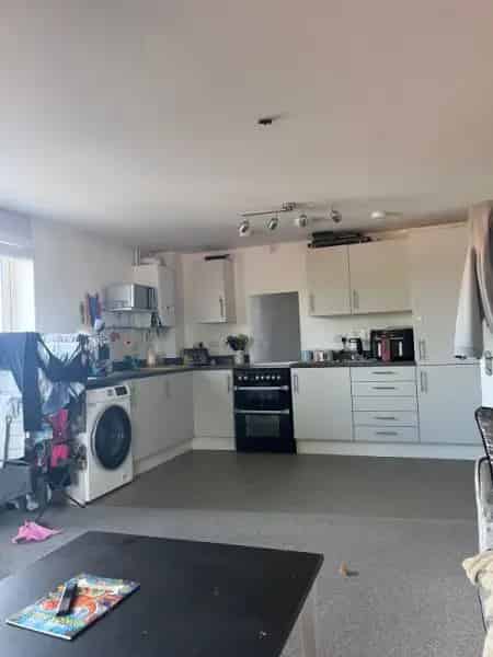 First Floor Flat 2 Parking Spaces
