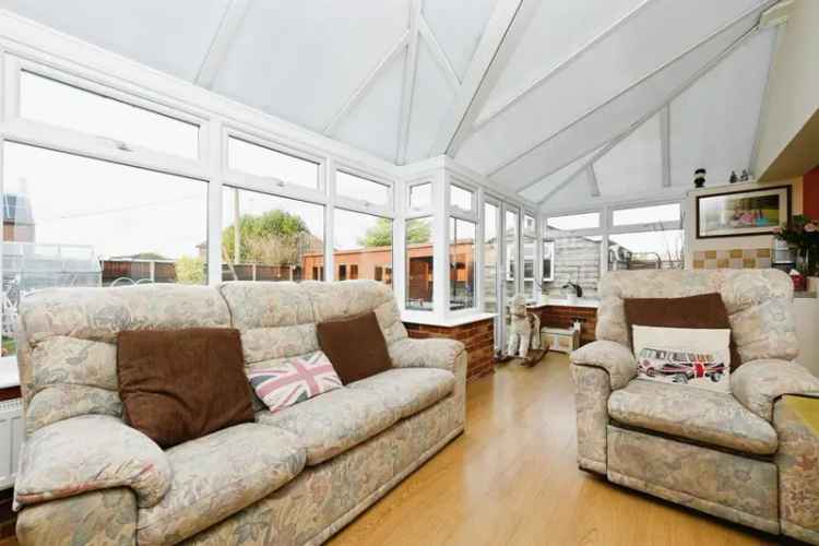 3 Bed Semi-Detached House with Lodge Grimston