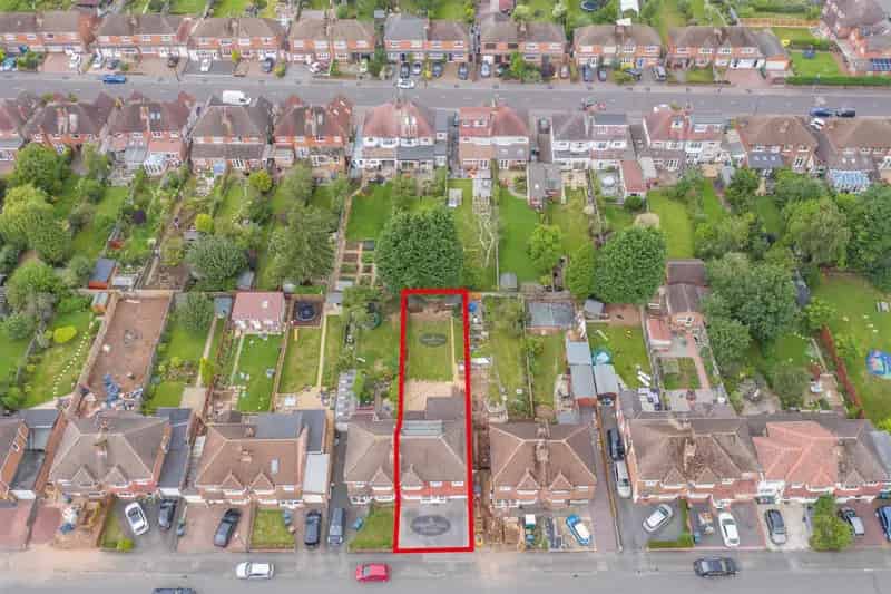 5 Bedroom Semi Detached House to Rent