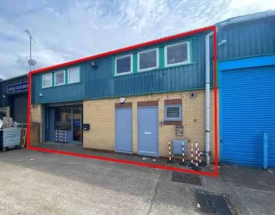 Industrial Unit For Lease: Ground and First Floor Office Space
