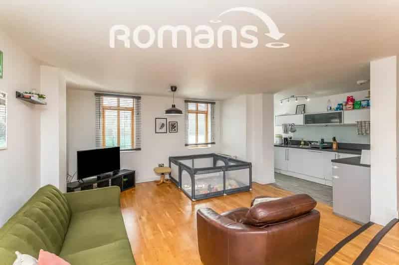 2 Bedroom Flat to Rent