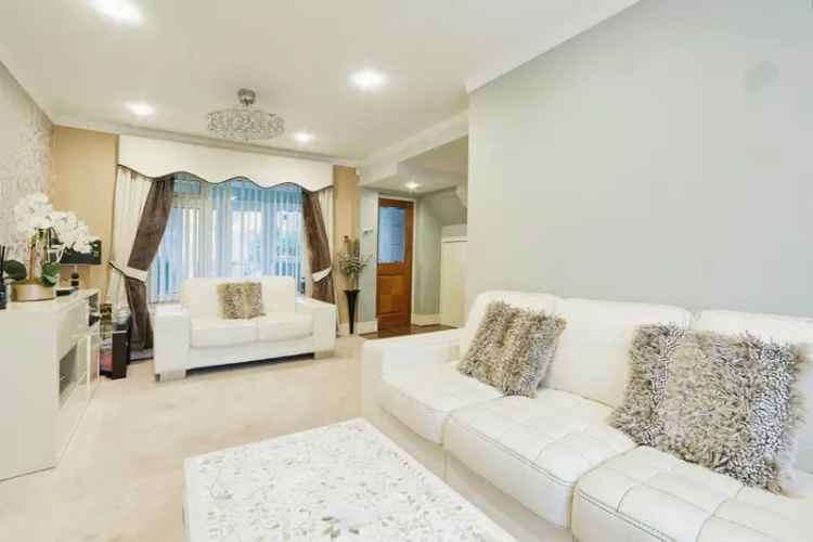 Four Bedroom Detached House Near Calverley Golf Club