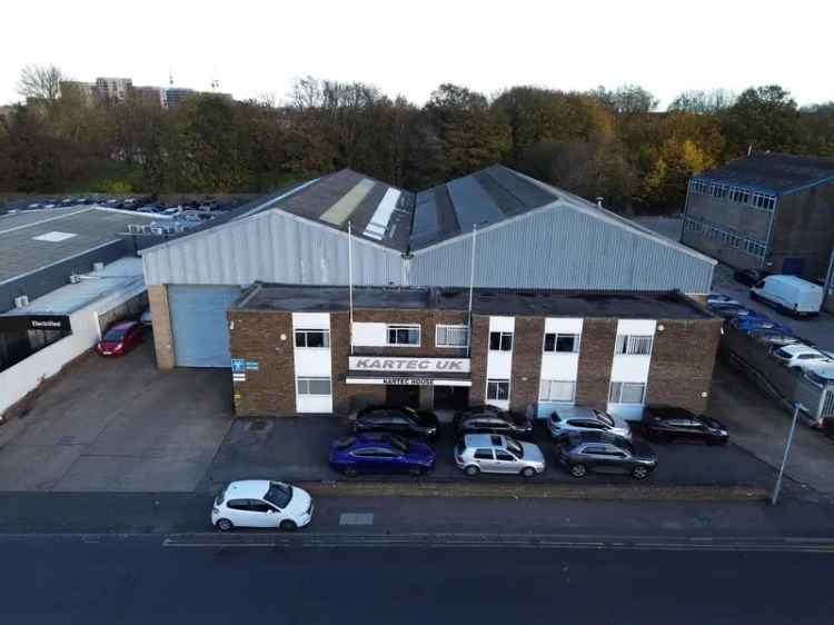 Industrial For Rent in Watford, England