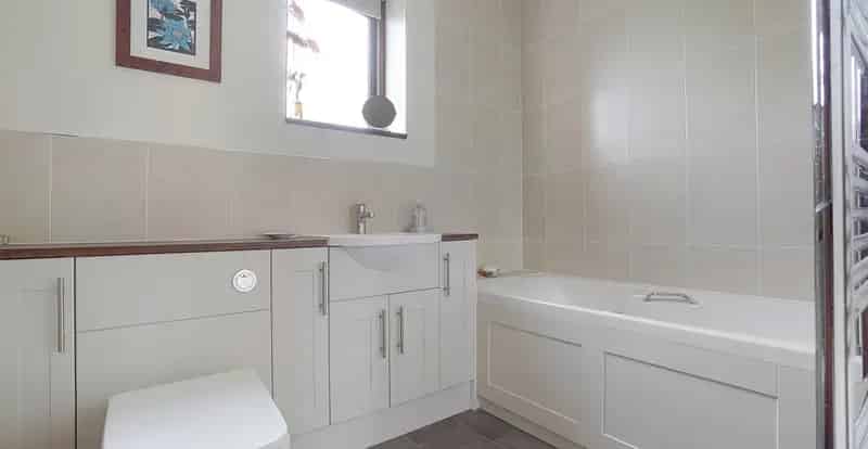 5 Bedroom Period Home Rainham 2353 sq ft 0.31 acre Plot Double Garage