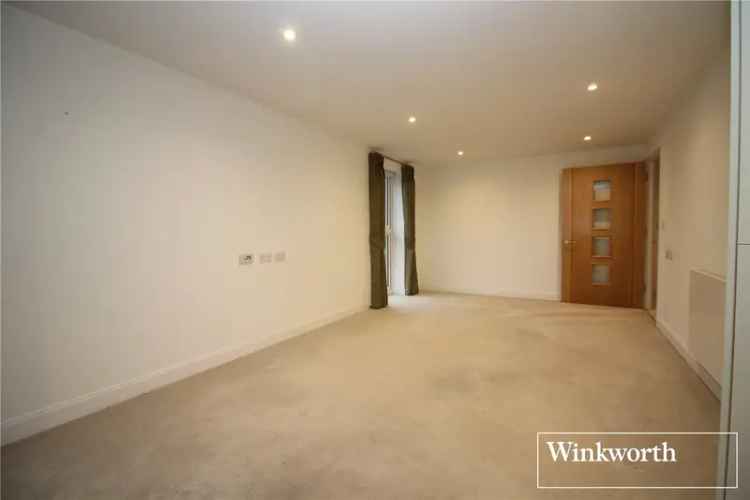 2 bedroom flat/apartment in Borehamwood