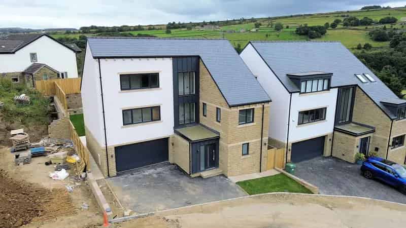 5 Bedroom Detached House for Sale Holmfirth
