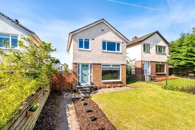 3 Bedroom Detached House for Sale Newton Mearns