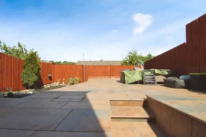 5 Bedroom Semi Detached House Penarth