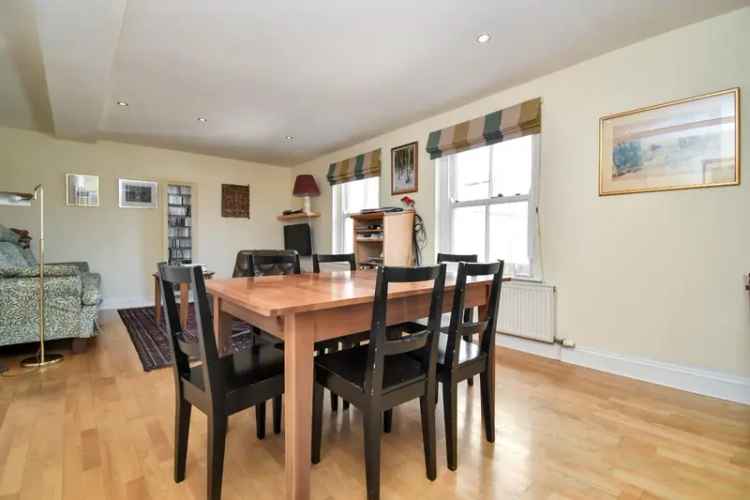 2 Bedroom Mews House for Sale in Ripon City Centre