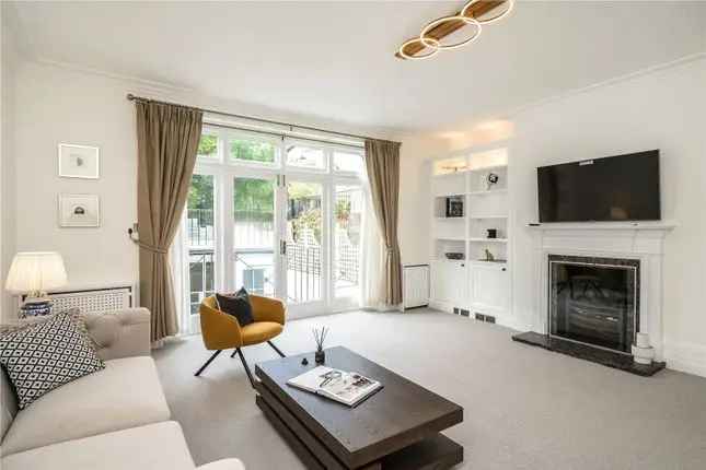 Maisonette to rent in Brompton Square, London SW3