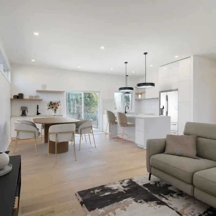 Renovated Family Home with Pool and Garage