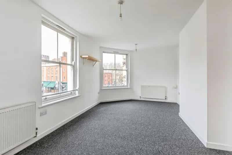 1 Bedroom Flat for Sale in St Philips Bristol