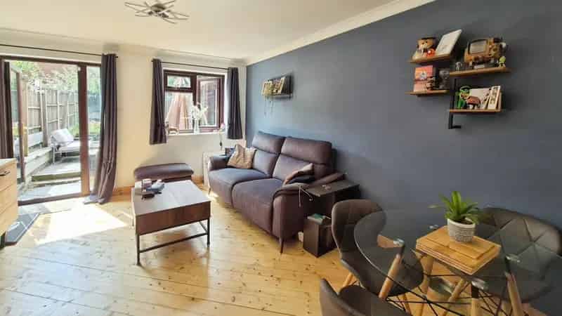 2 Bedroom House For Sale Hunters Burntwood