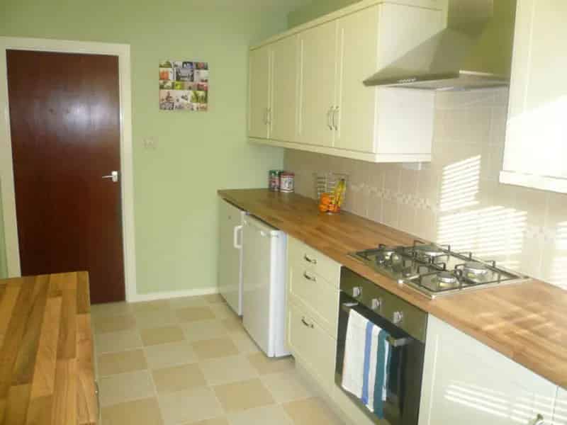 2 Bedroom Student Apartment Near University
