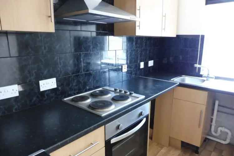One Bedroom Apartment in Lee Mount